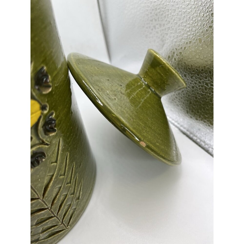 Italian Pottery Cookie Jar with Embossed Flowers by Bitossi, Green 1950s Ceramic - Picture 10 of 15